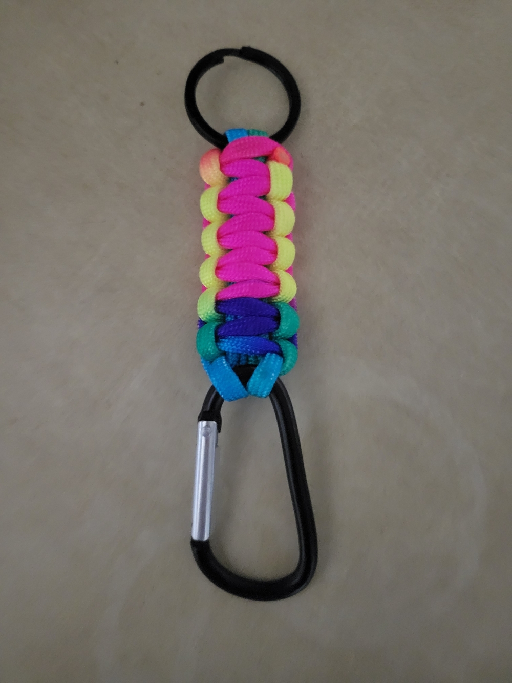 NWOT Kids Paracord Keychain with Carabiner - Multicolor